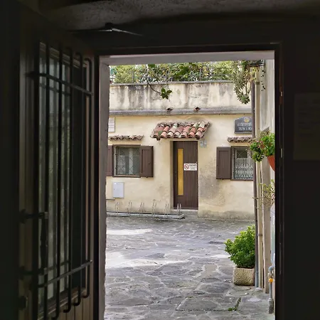 Casa Vianella - Romantico Monolocale Per Vivere Volta Grado